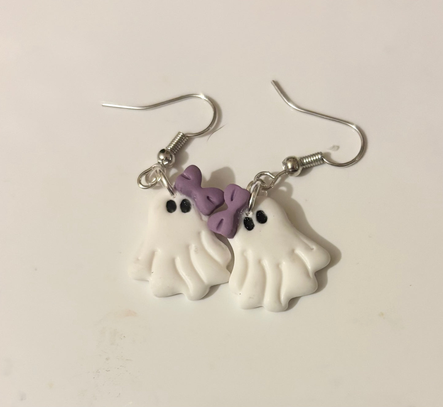 Bow ghost dangle