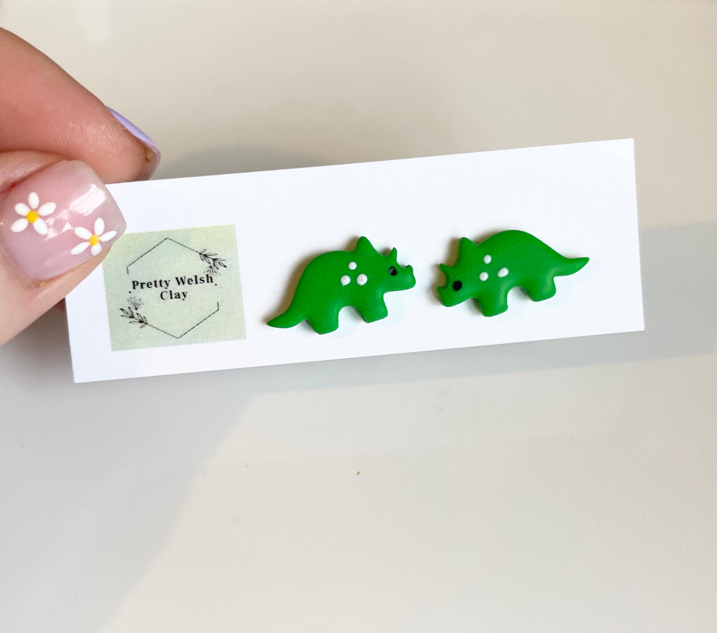 Triceratops studs