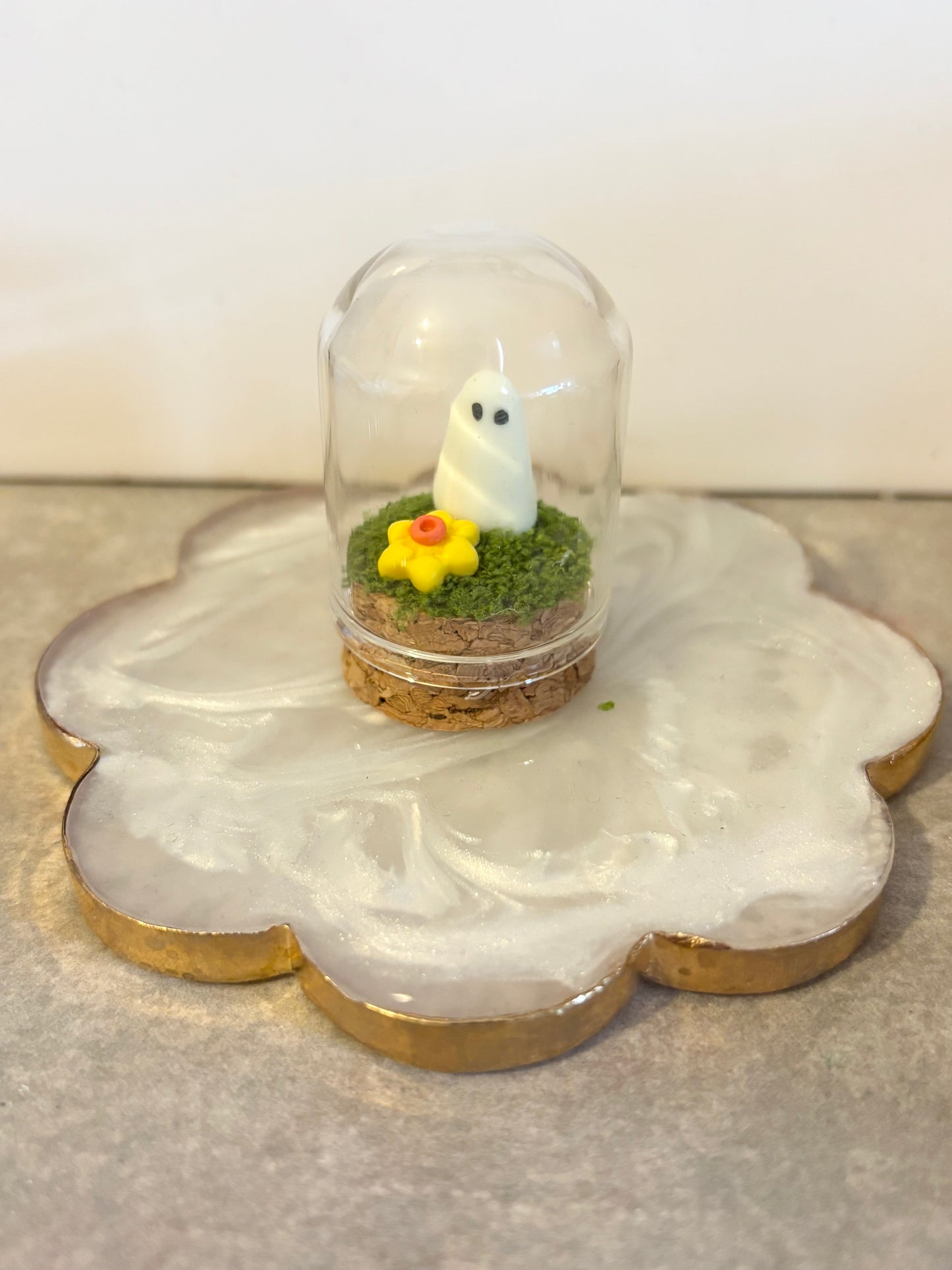 Daffodil Ghost
