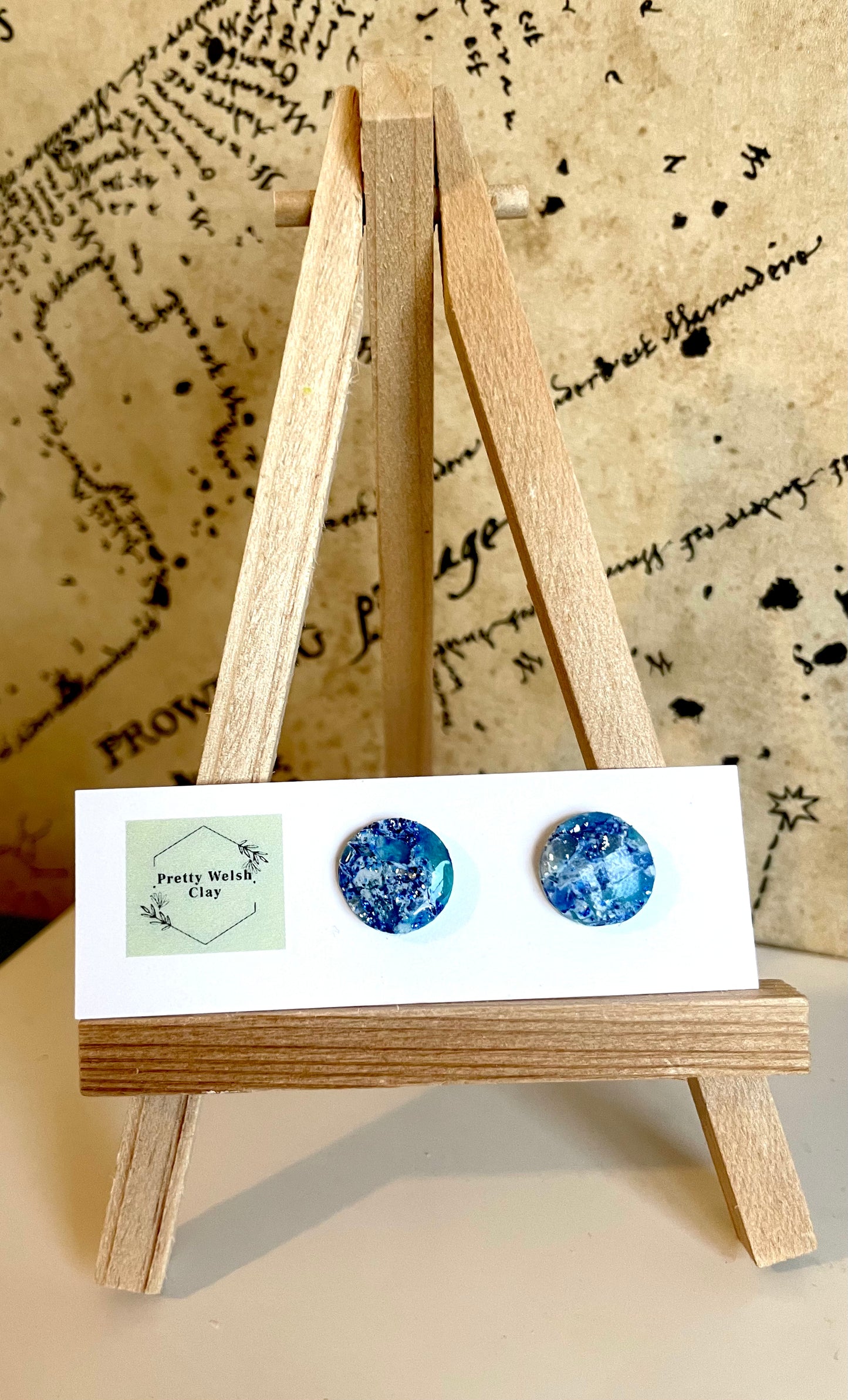 Medium marbled circles