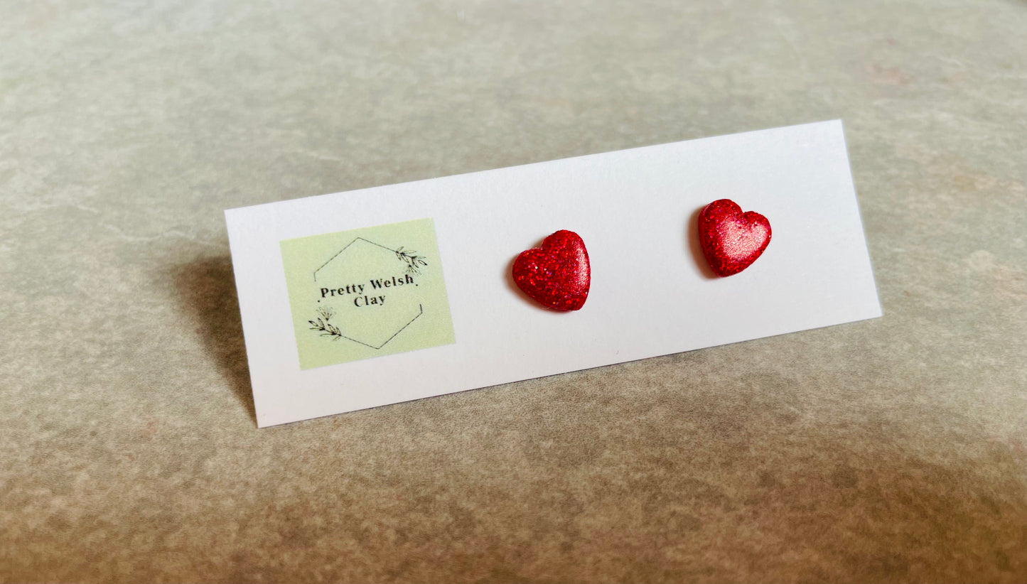Mini glitter heart studs