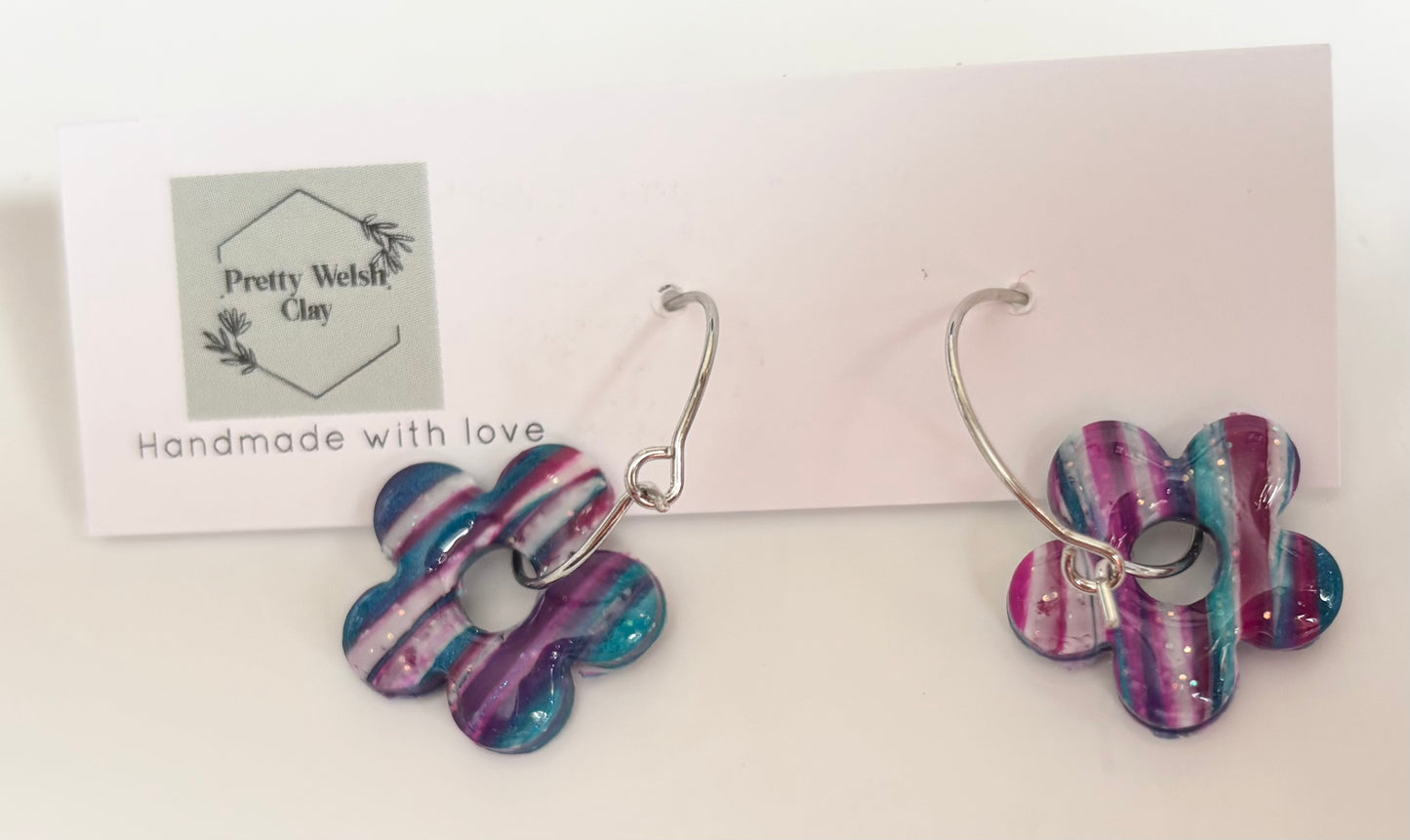00’s diva flower hoops