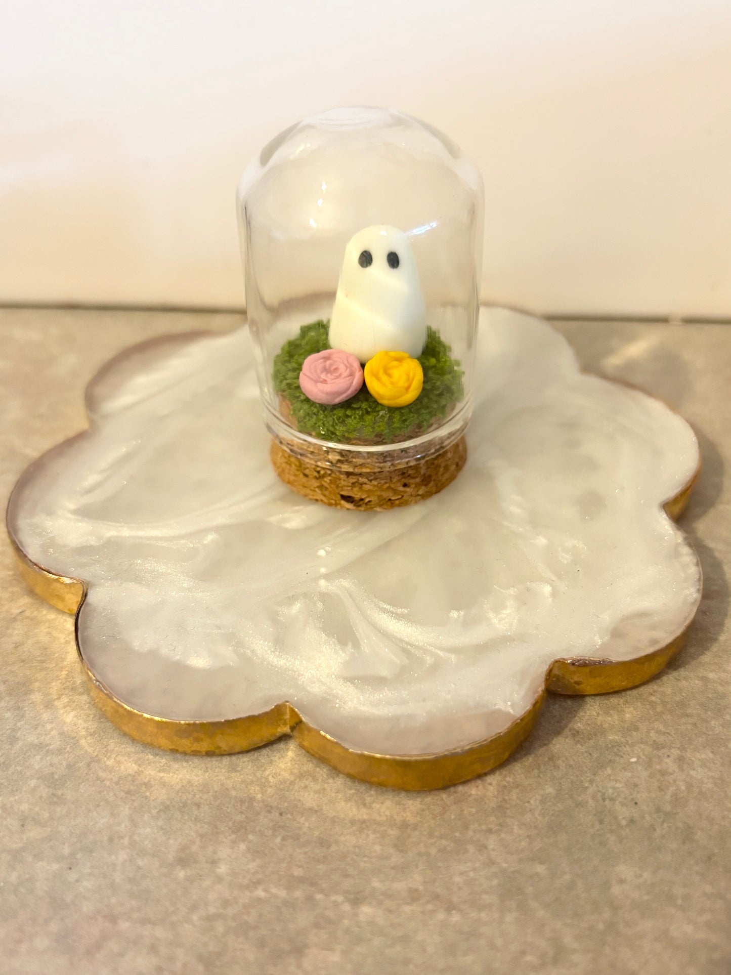 Flower ghost