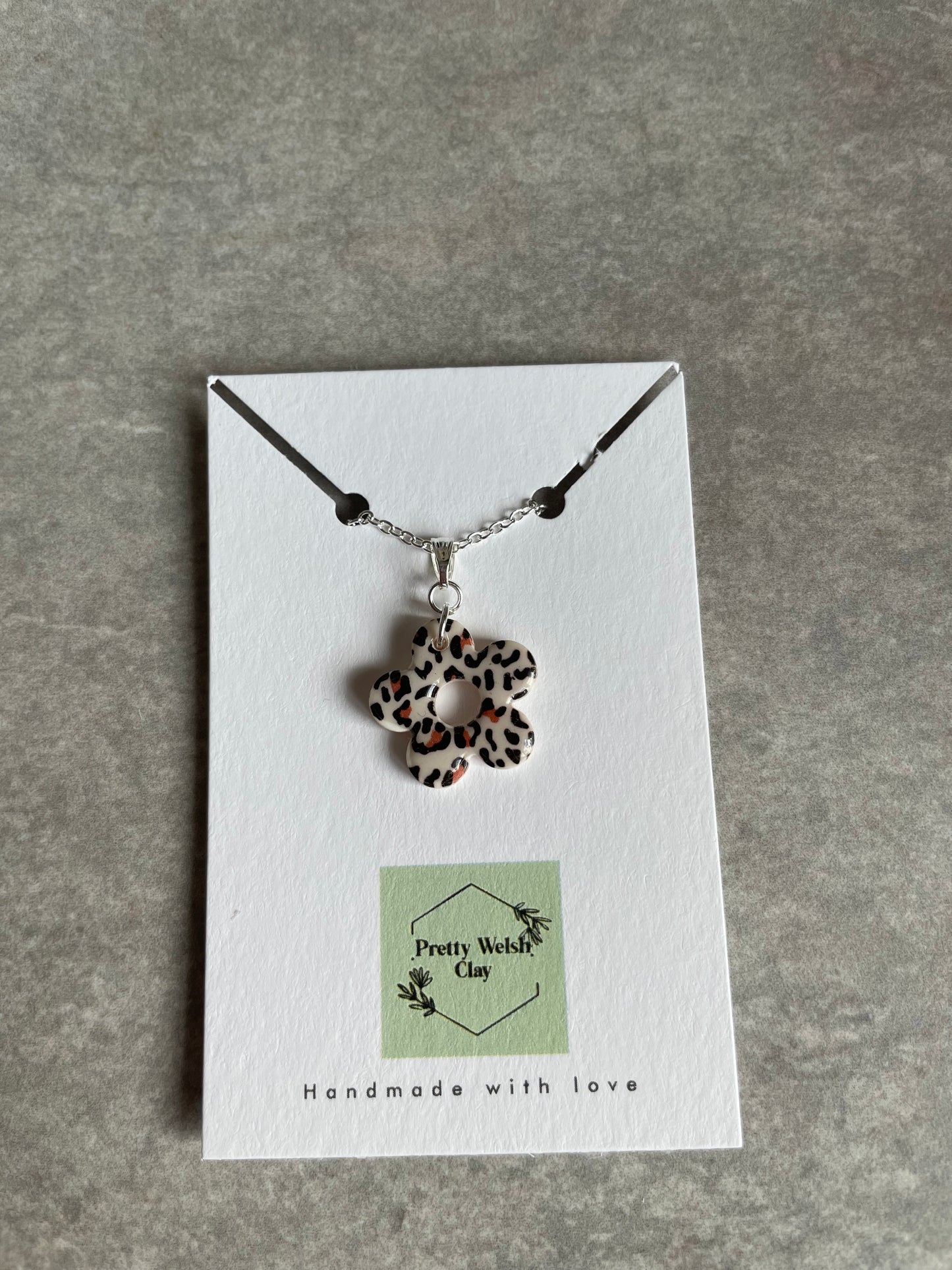 Leopard flower necklace