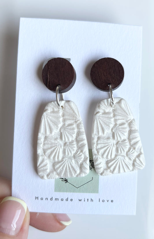 Pearly shells