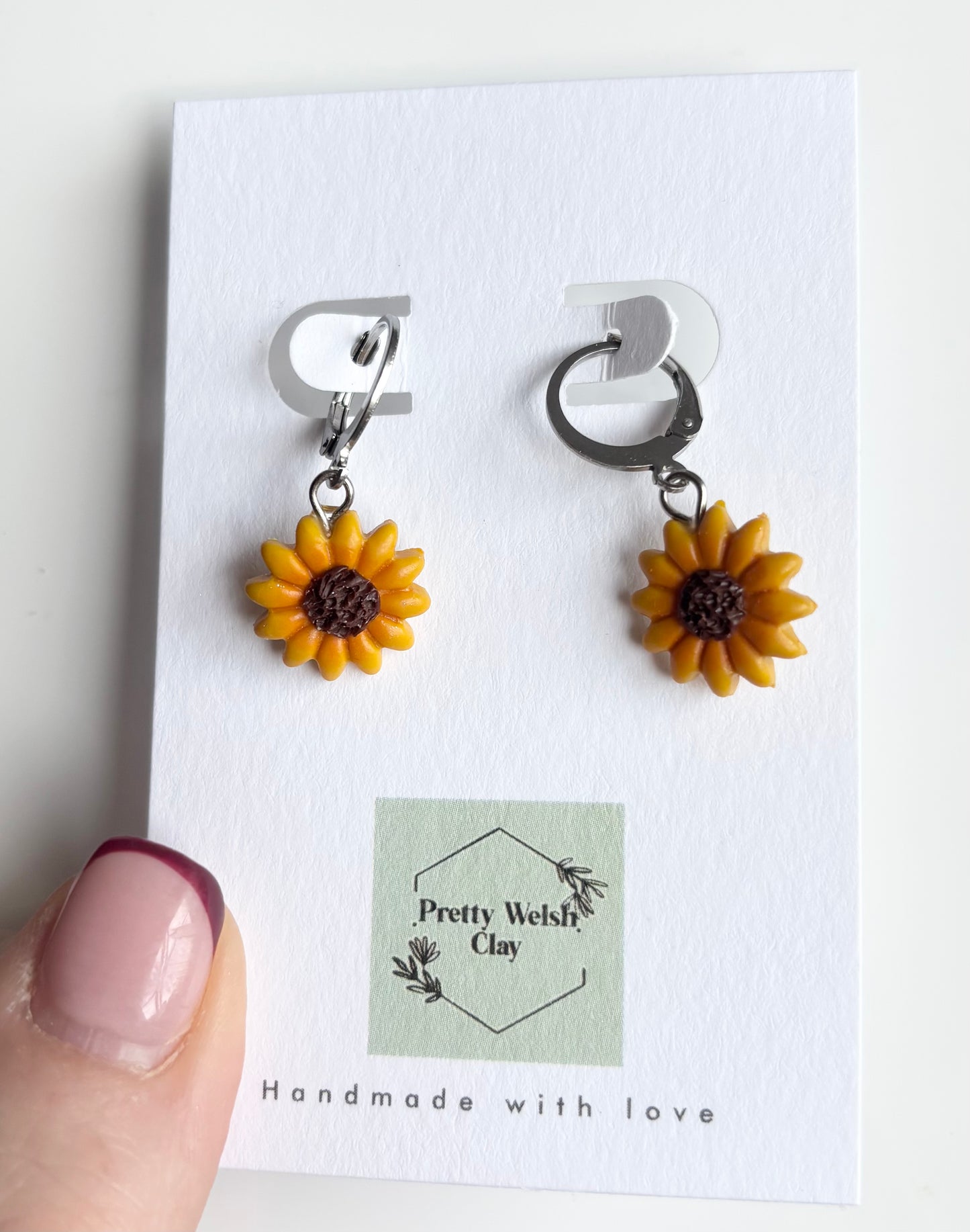 Small sunflower dangle