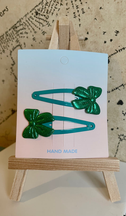 Green bow hair clips