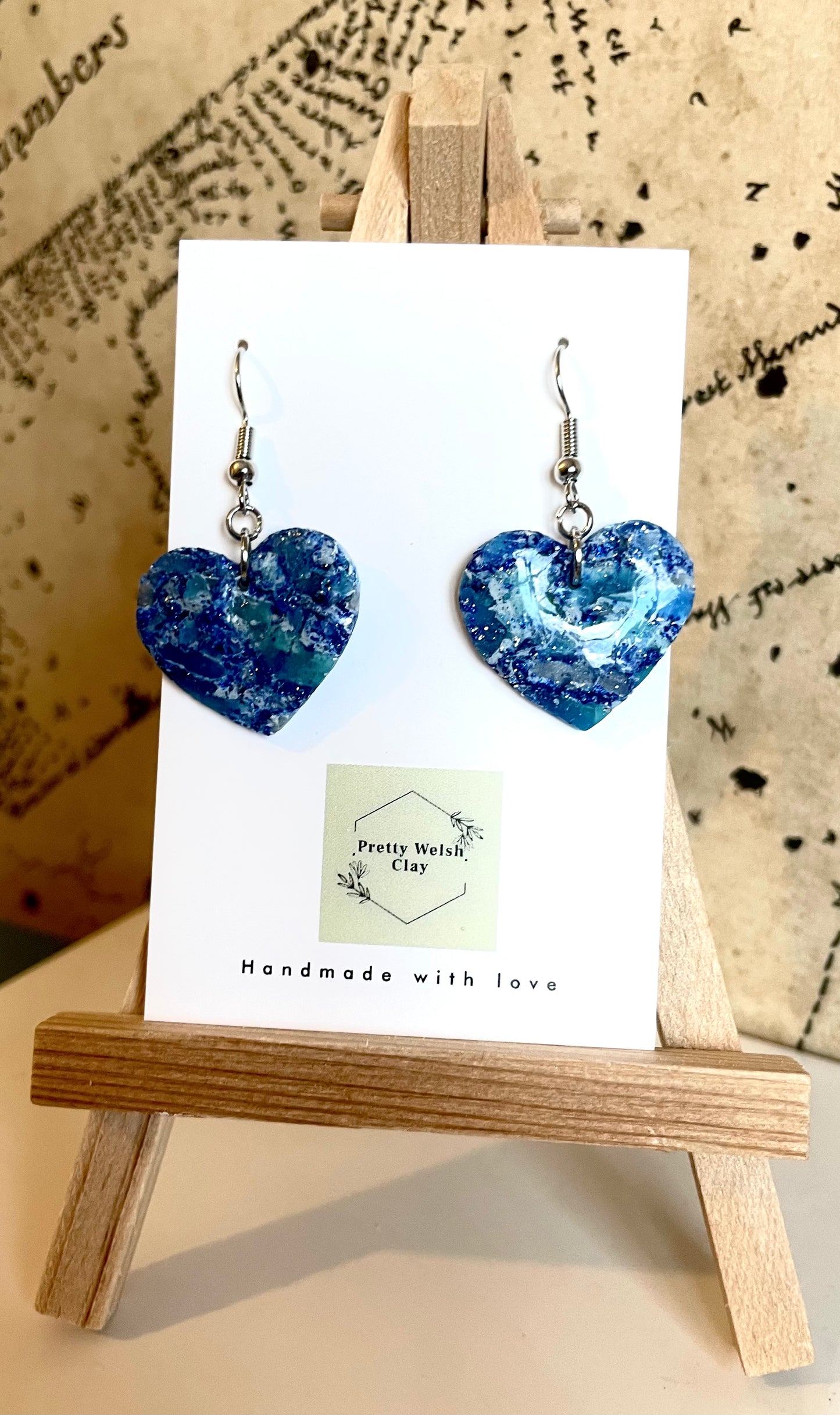 Large marbled hearts