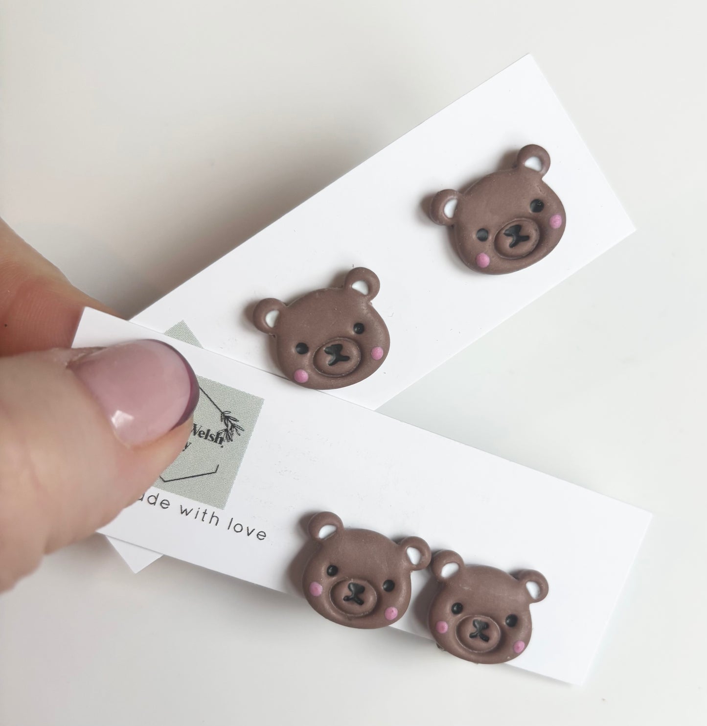 Bear studs