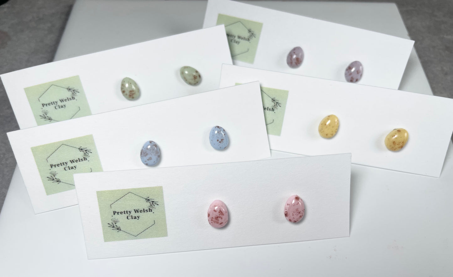 Mini egg studs