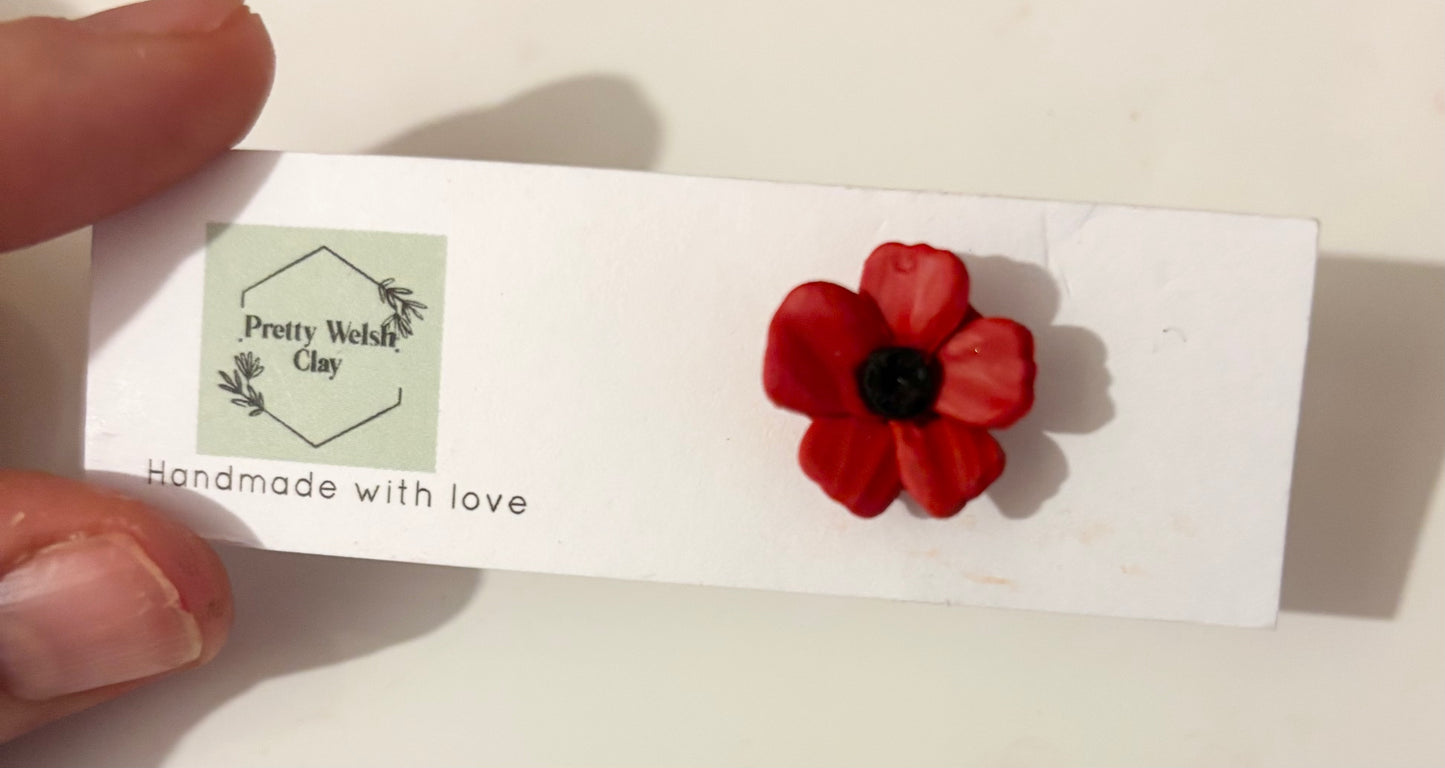 Poppy pin badge