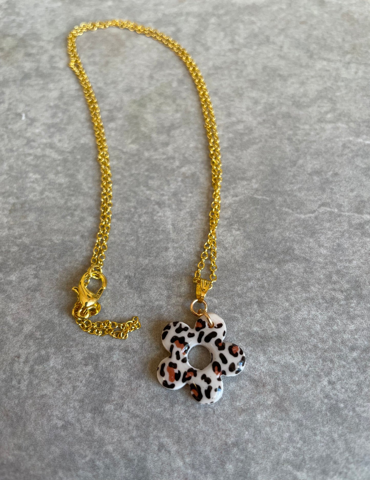 Leopard flower necklace