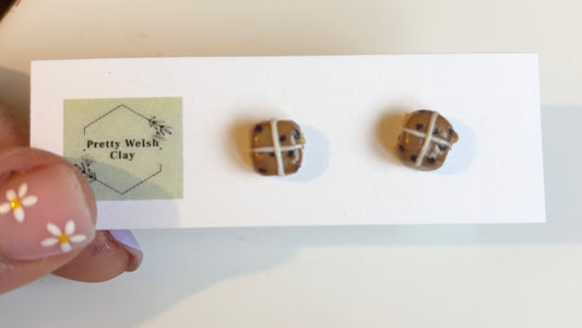 Hot cross bun studs