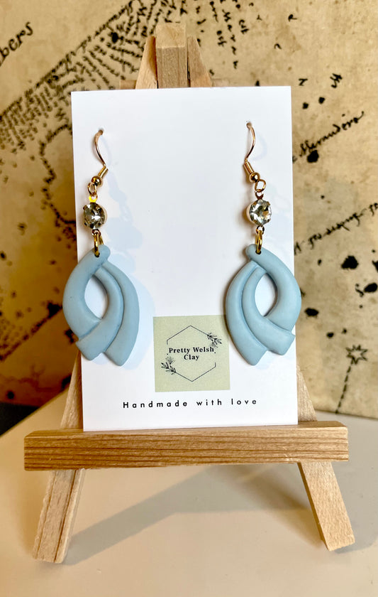 Blue dangle with diamonte