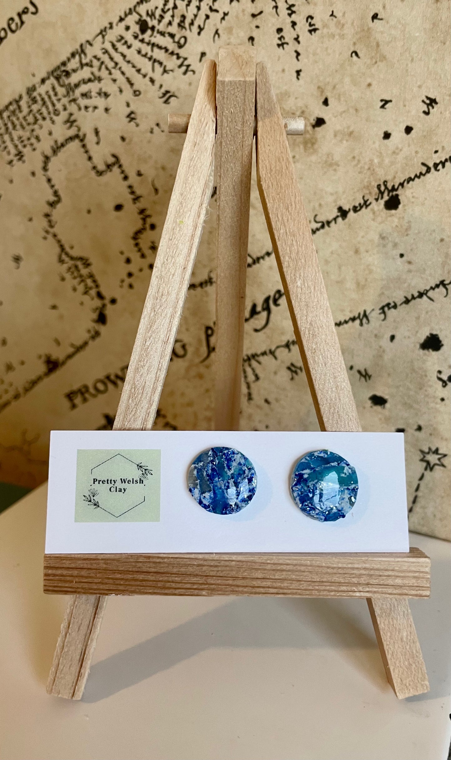 Medium marbled circles
