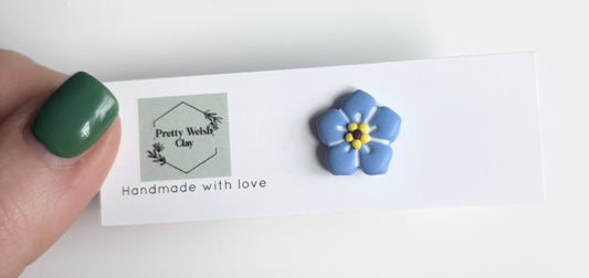 Forget me not pin badge