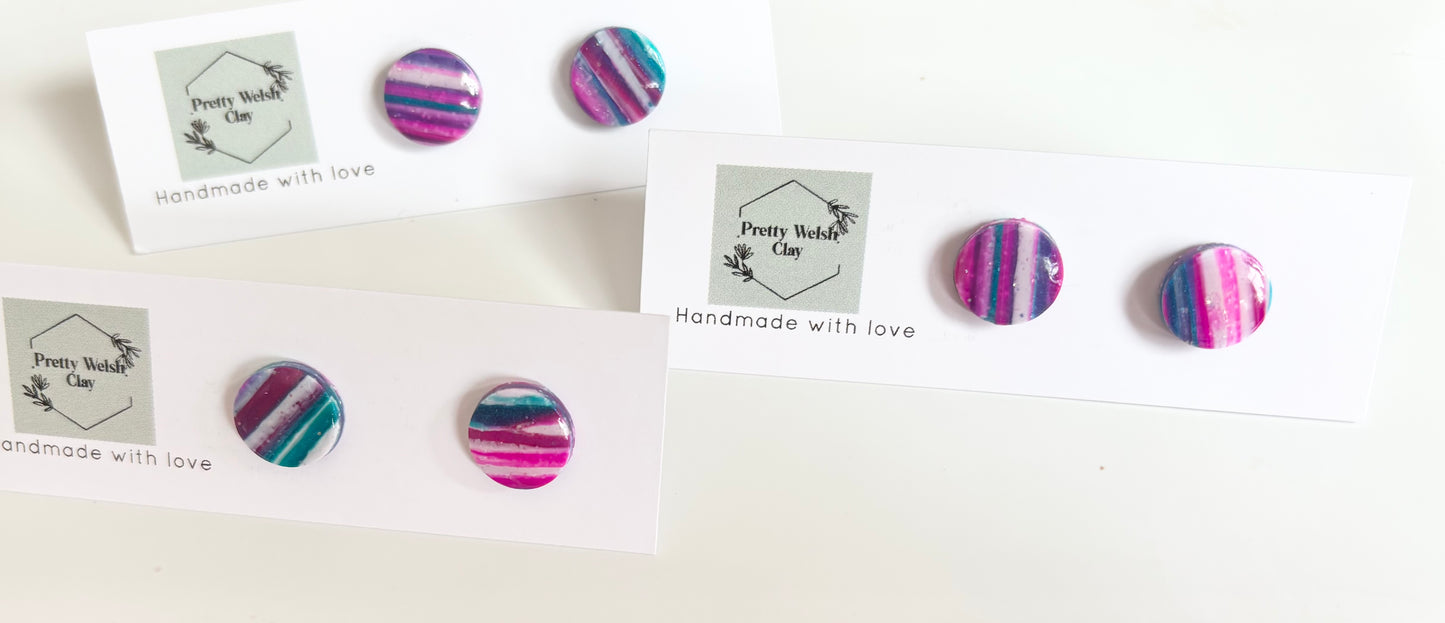 00’s diva circle studs