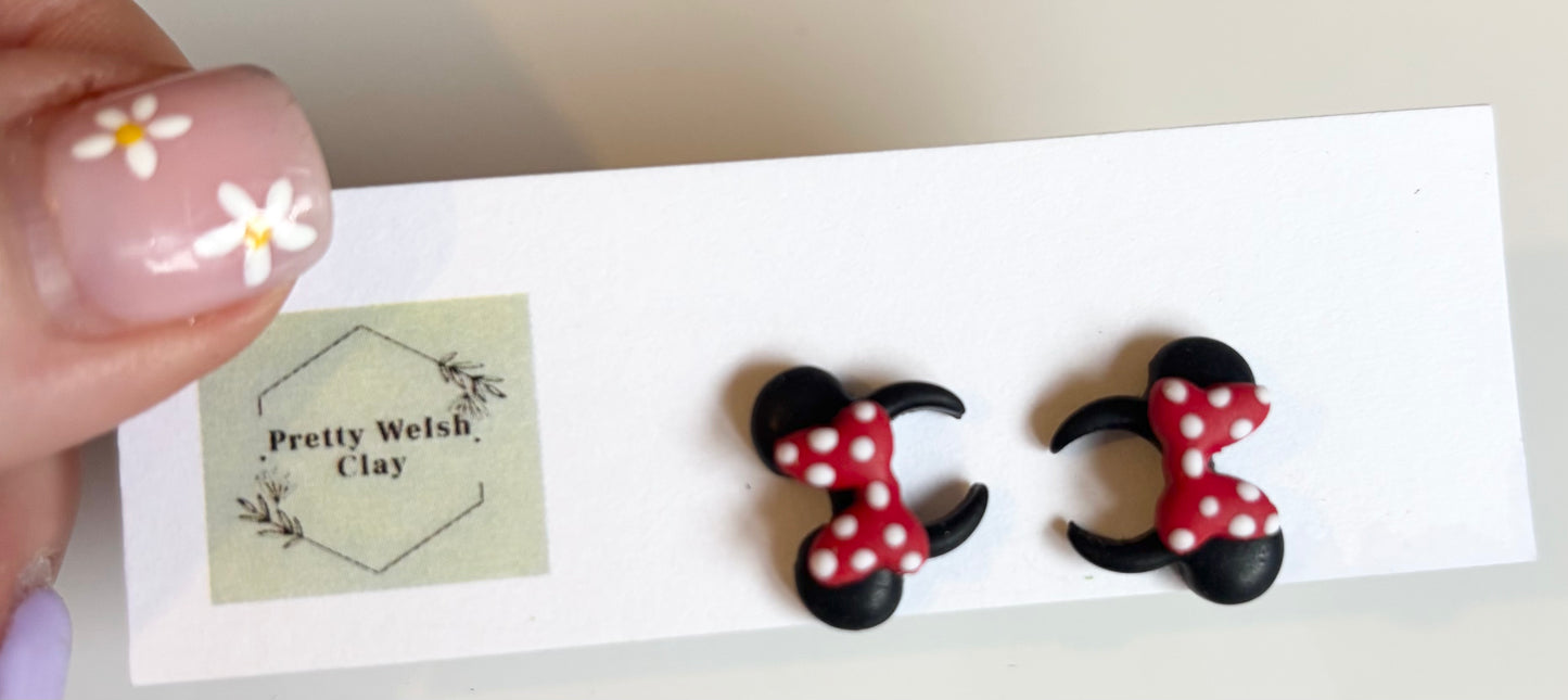Mouse ear studs
