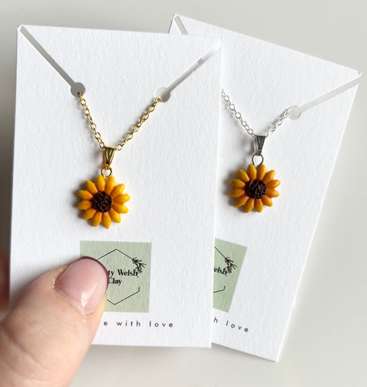 Small sunflower necklace