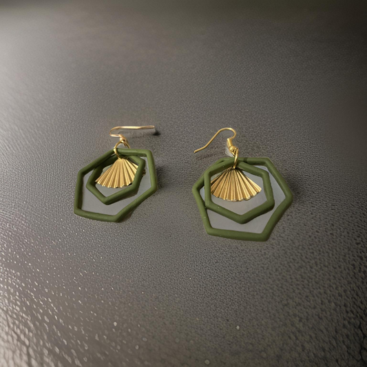 Green geometric dangles